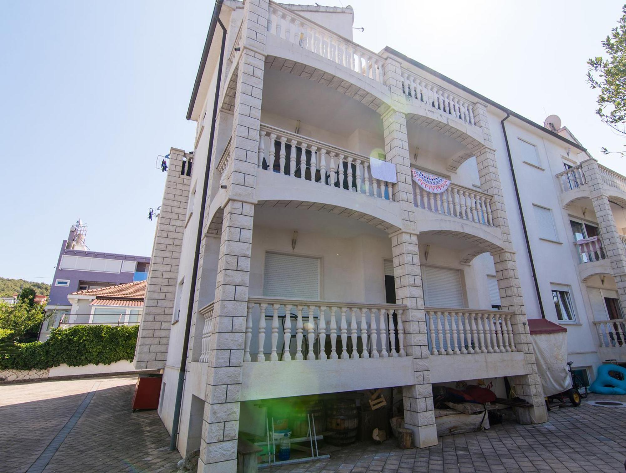 Apartments Lovric Trogir Exterior foto
